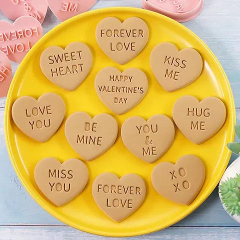 LOVE HEART MESSAGES | COOKIE CUTTERS | 11 PIECES