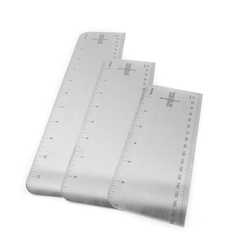 Sprinks MEDIUM Icing Scraper